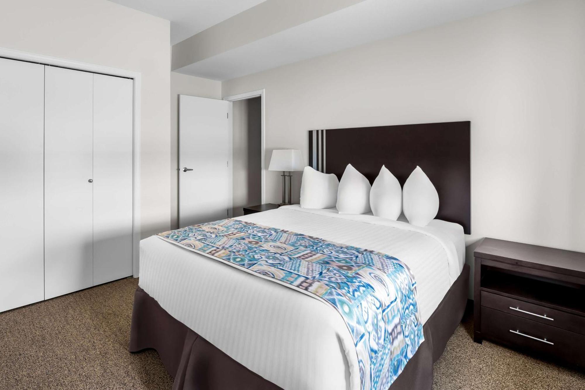 Surestay Studio By Best Western Hardisty Exterior photo