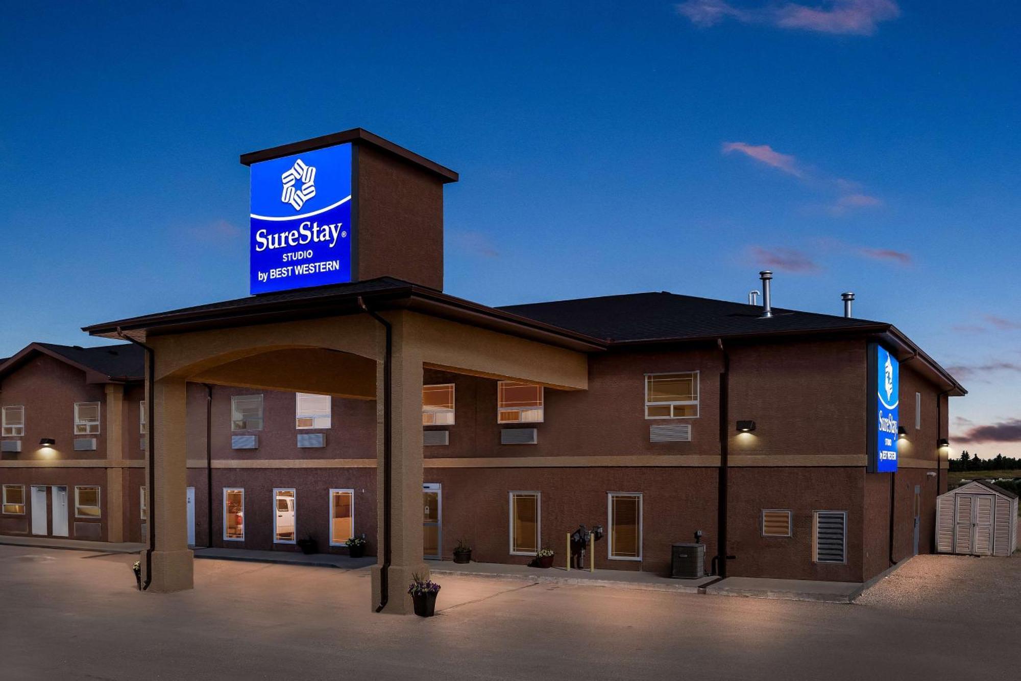 Surestay Studio By Best Western Hardisty Exterior photo